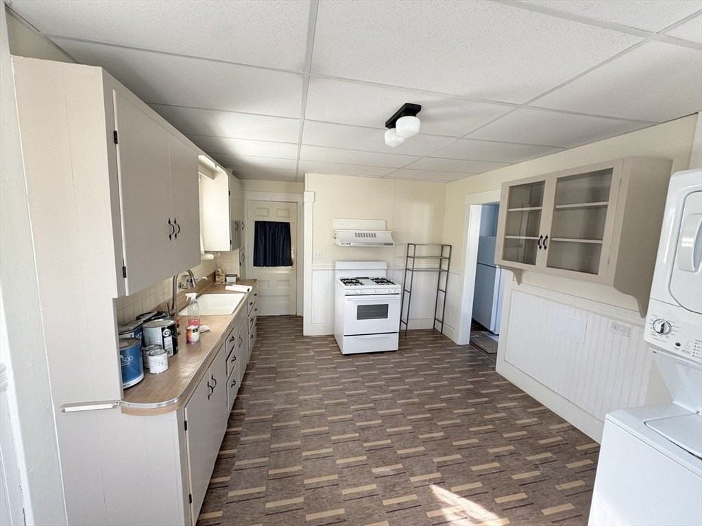 262 Oak Hill Rd #1R - Photo 4 of 13