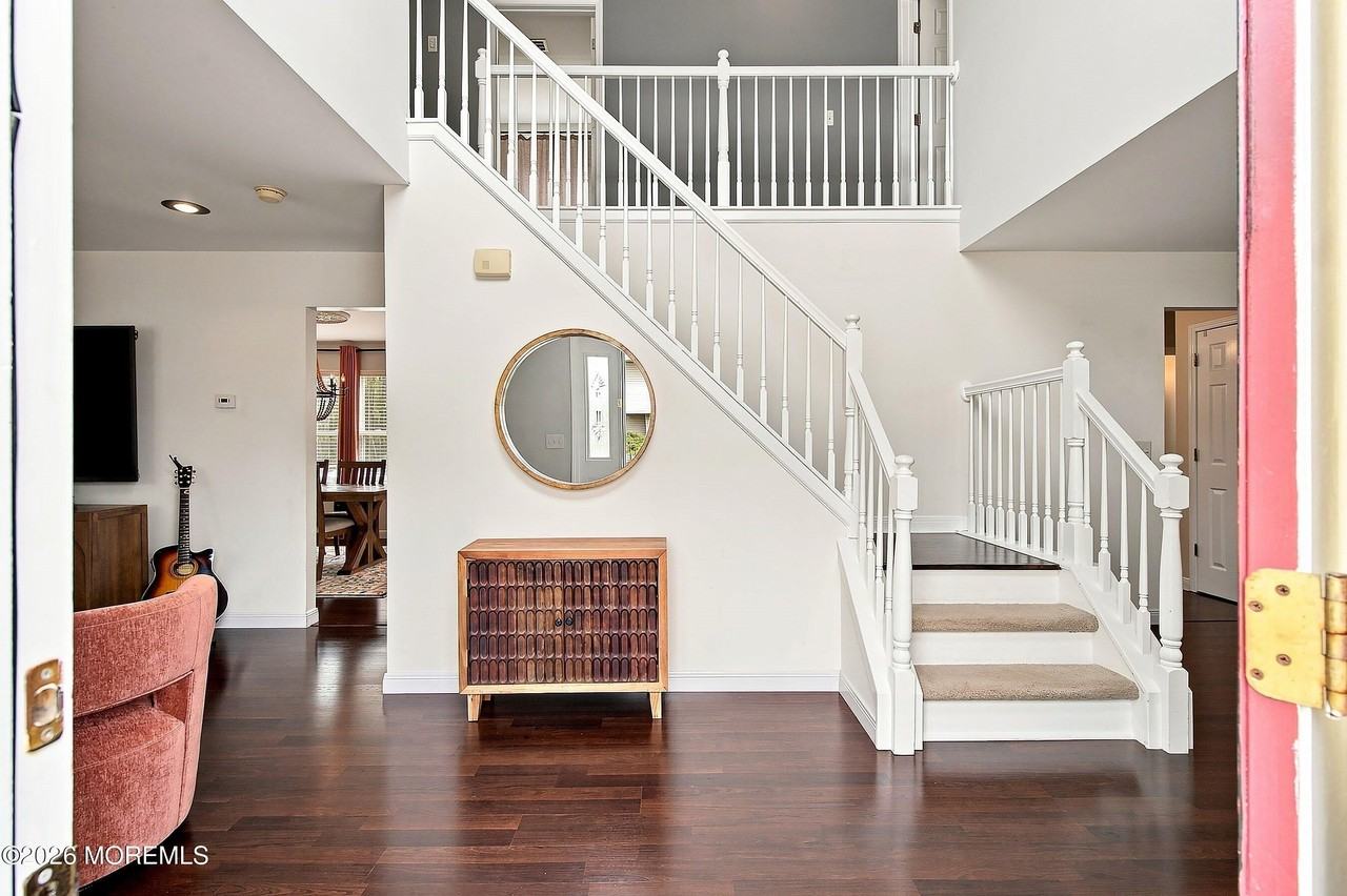 1519 Berkeley Ave - Photo 5 of 50