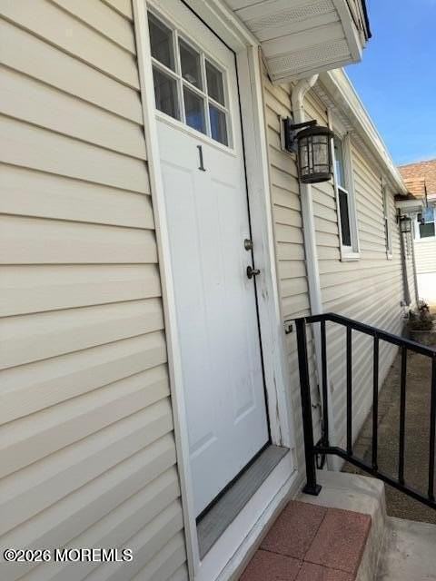 240 Sherman Ave - Photo 4 of 10