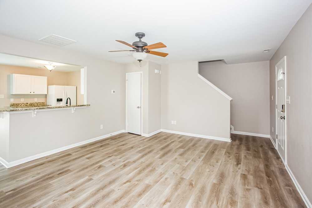 10531 Katie Creek Ct - Photo 6 of 17