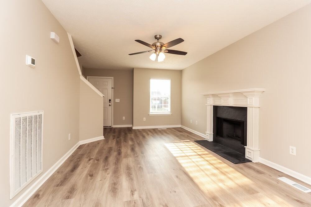 1849 Lakewood Village Dr - Photo 5 of 17