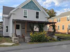 featured image of 20 Chellis St #2