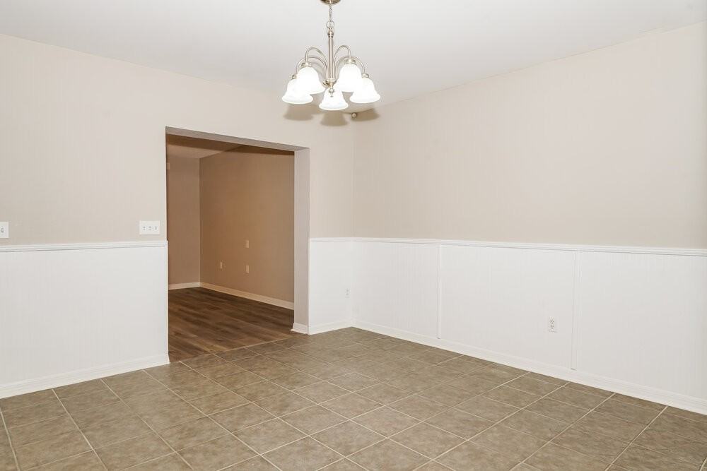 9336 Sonoma Dr - Photo 7 of 17