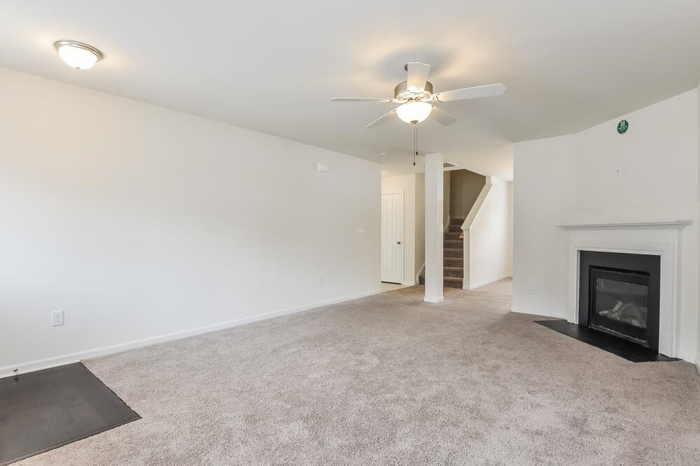 4010 Watsonia Dr - Photo 5 of 17