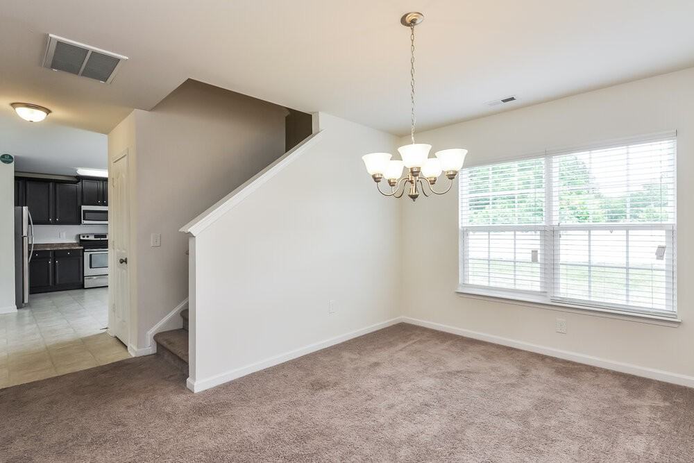 4010 Watsonia Dr - Photo 7 of 17