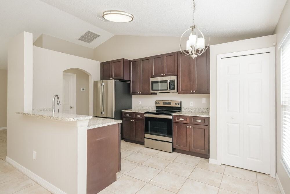 5616 Brookdale Way - Photo 7 of 16