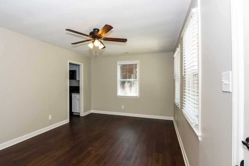 1717 Purser Dr - Photo 5 of 14