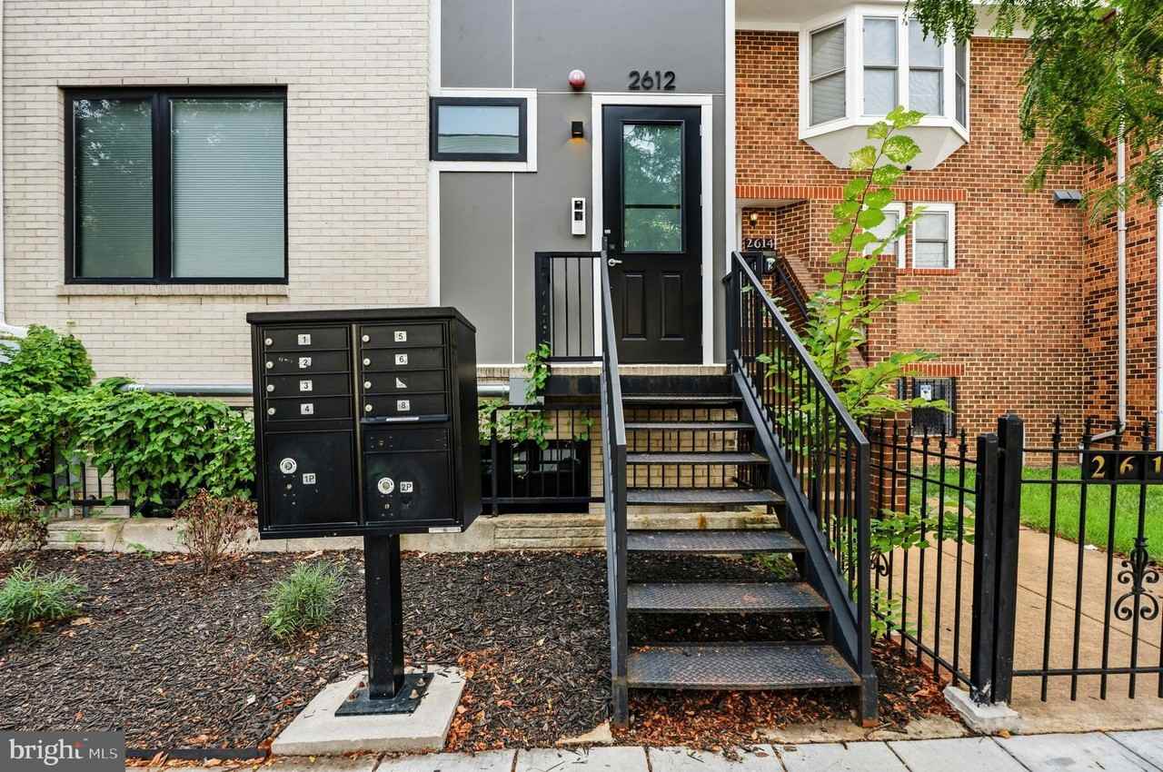2612 University Pl Nw #1 - Photo 3 of 26