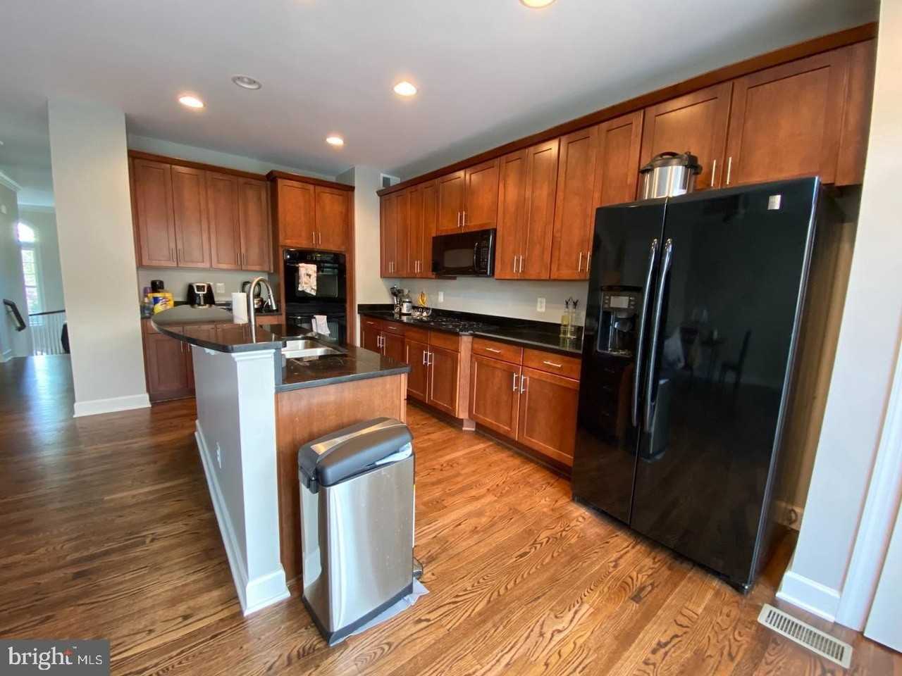 12239 Water Elm Ln - Photo 5 of 32
