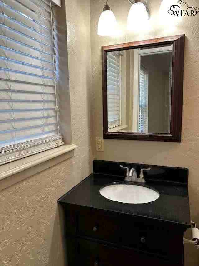 5204 Blue Ridge Dr - Photo 7 of 15