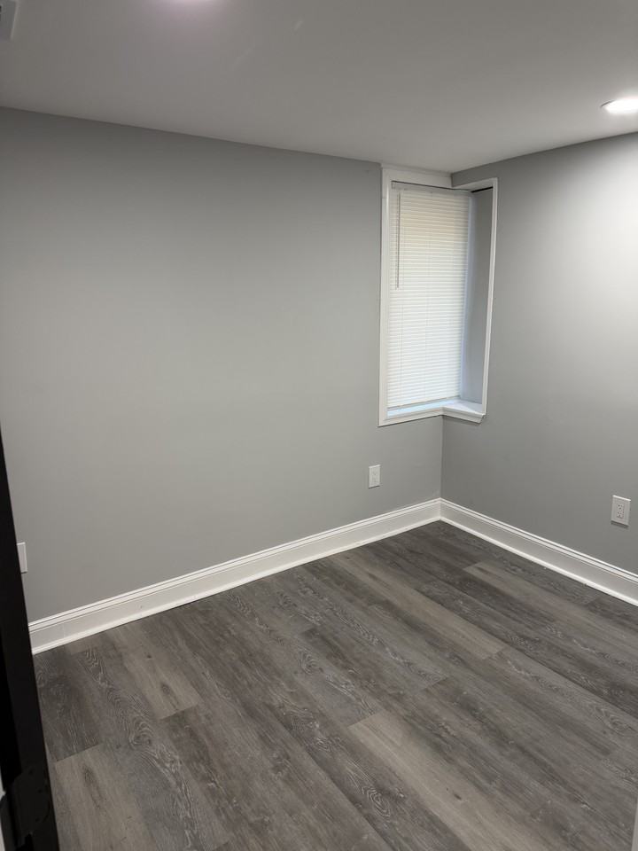 3317 Ravenwood Avenue - Photo 6 of 13