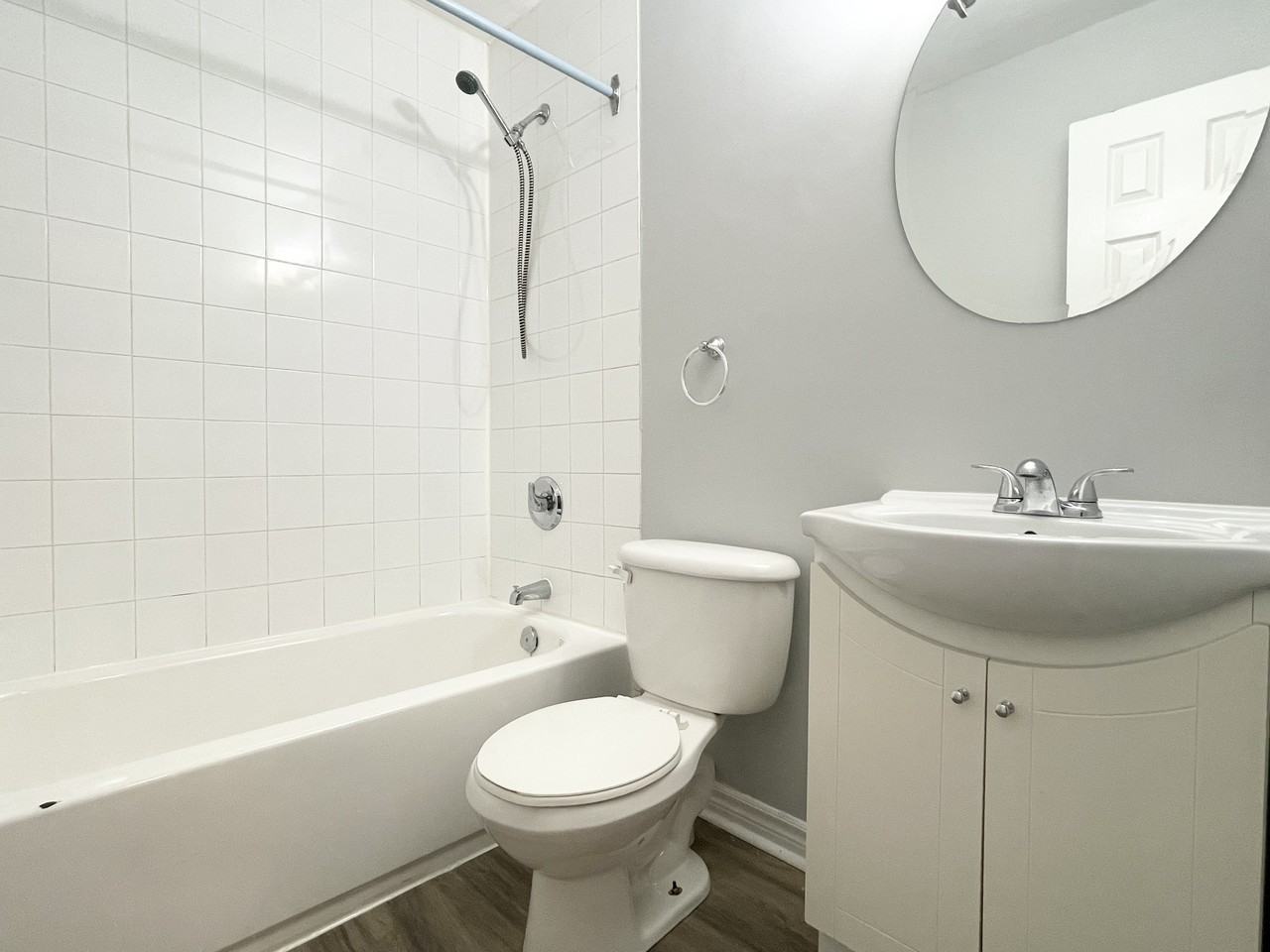 265 Emerald Street North #10 - Photo 5 of 5