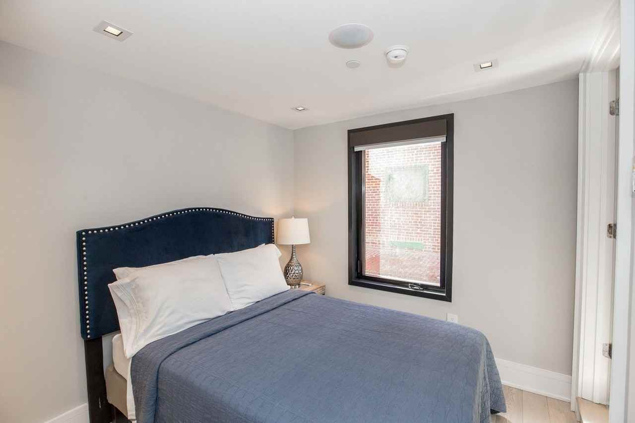 1511 Kingman Pl Nw #1587684P - Photo 6 of 28