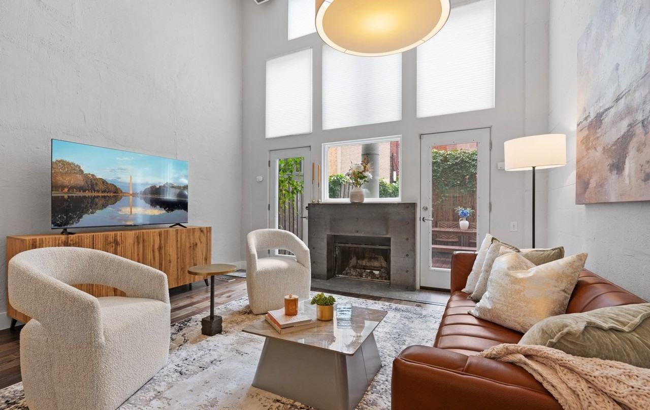 1416 Rhode Island Ave Nw #1587678P - Photo 4 of 28