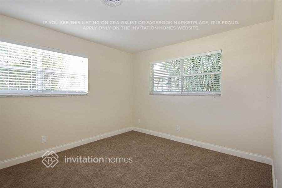2151 Nw 30th Ter - Photo 5 of 10