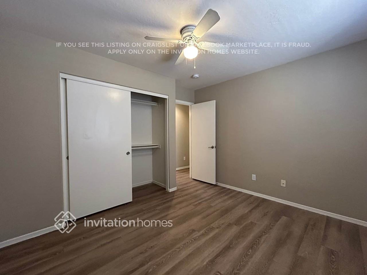 2122 S 114th Ave - Photo 7 of 17