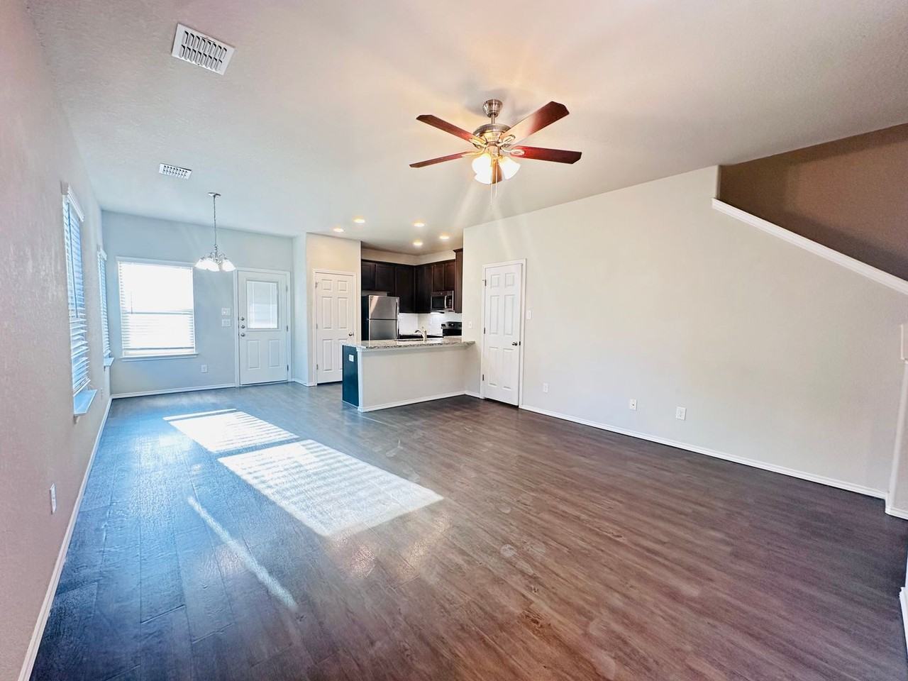 5611 Rio Cyn - Photo 2 of 25