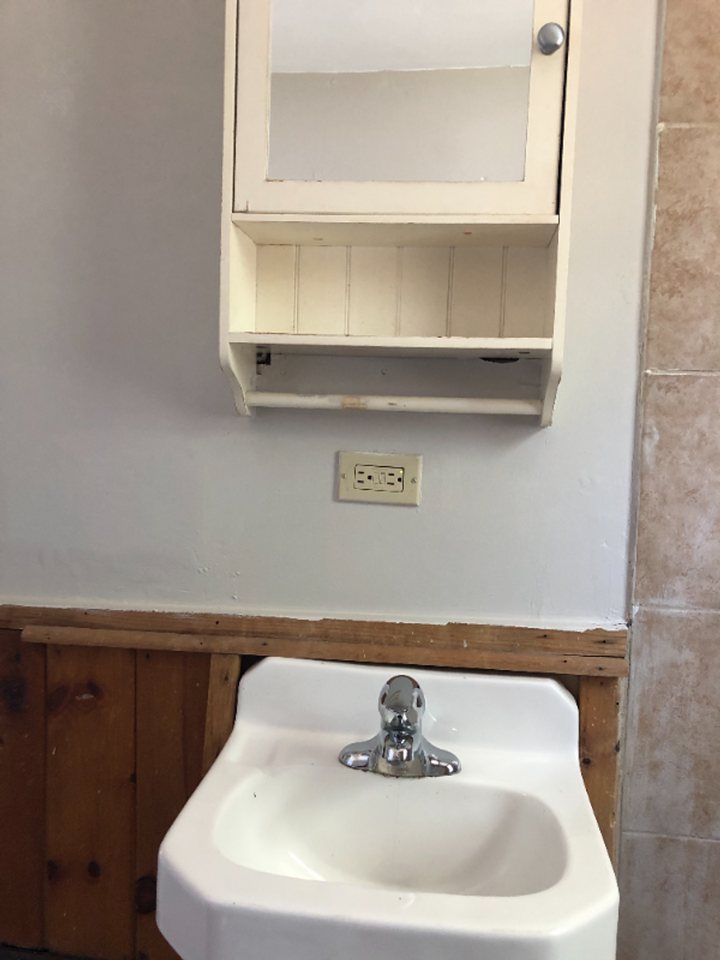206 Balsam St - Photo 4 of 13