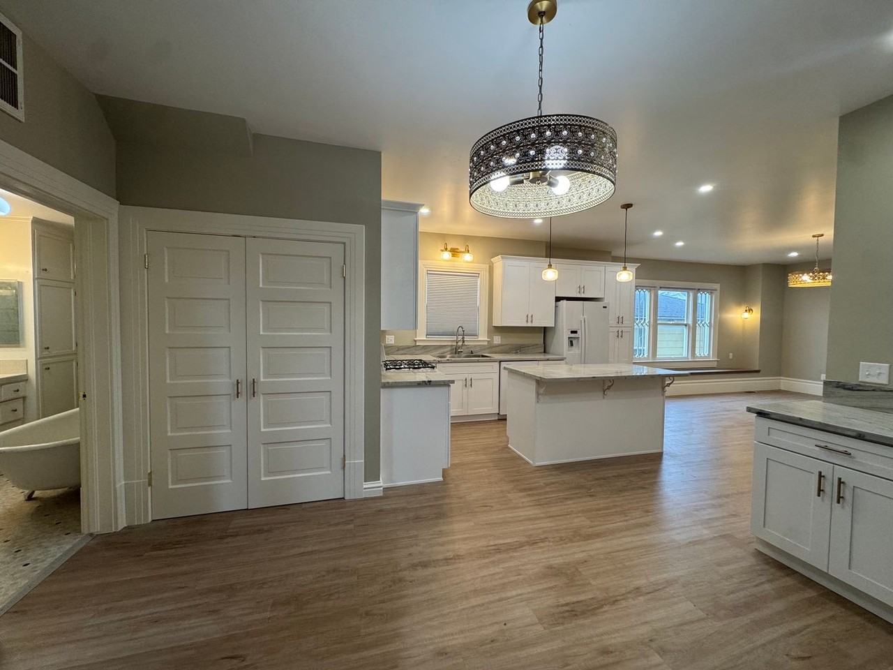 2146 C St - Photo 5 of 20