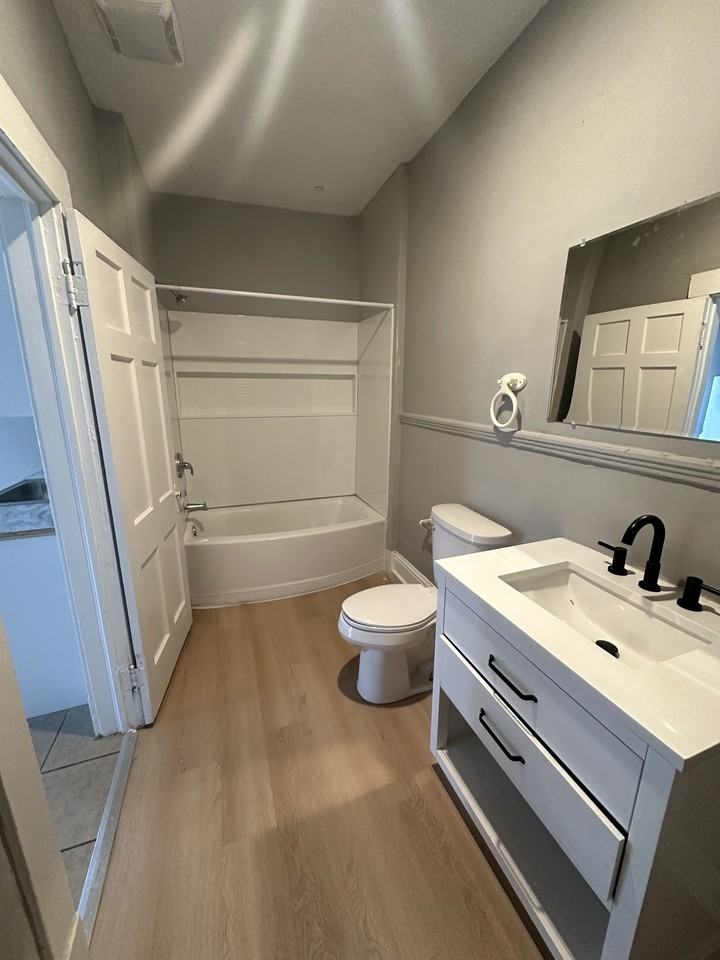 4520 Bush Ave #4 - Photo 3 of 19