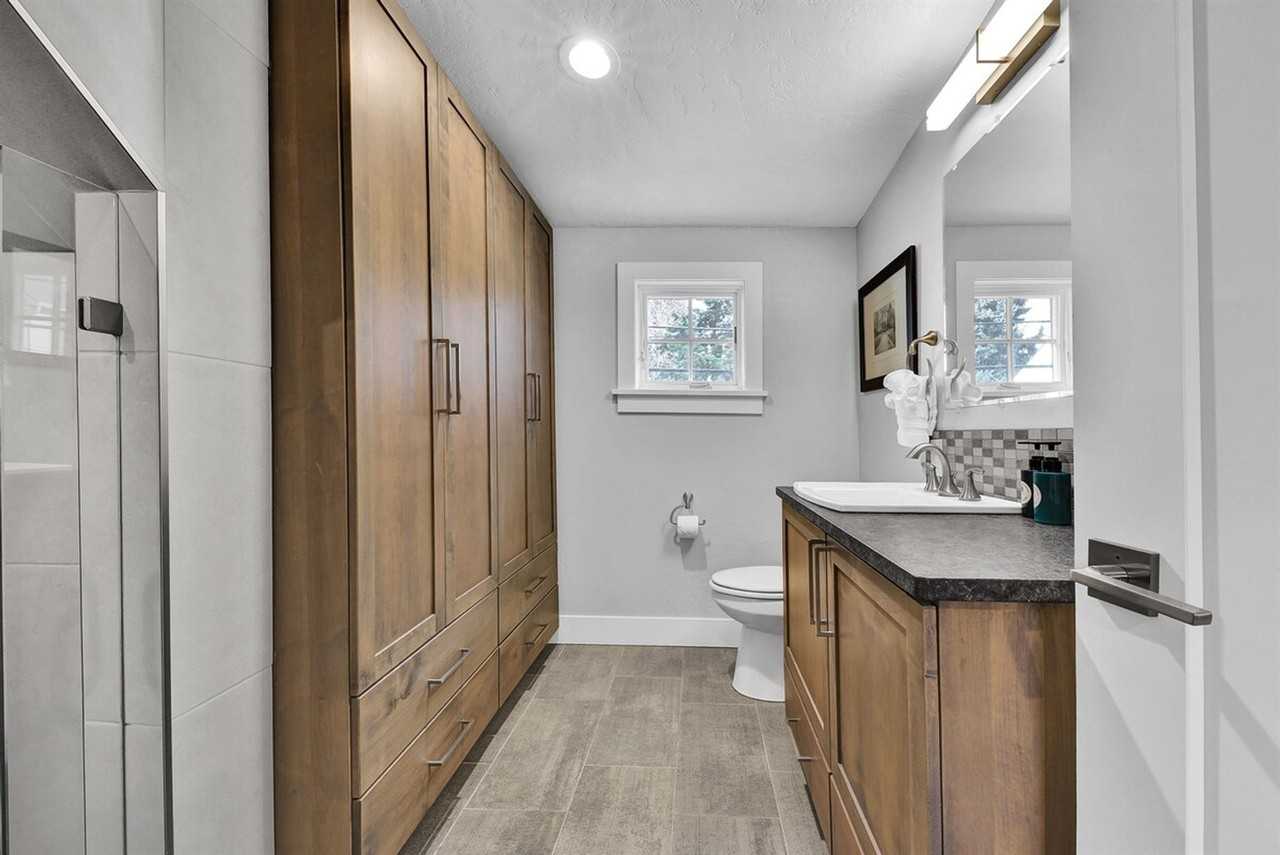 902 N 21st St #1547117P - Photo 4 of 22