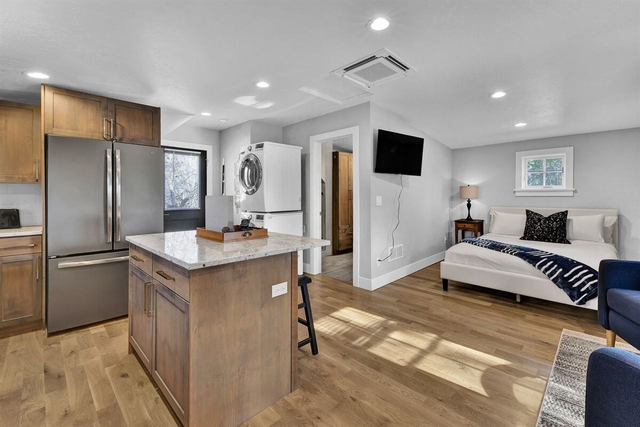 902 N 21st St #1547117P - Photo 5 of 22