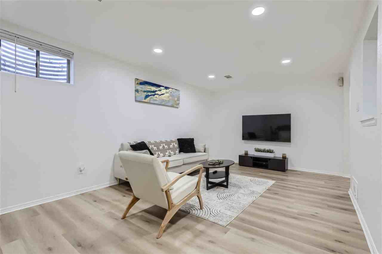 5504 Troy St #1604841P - Photo 3 of 26