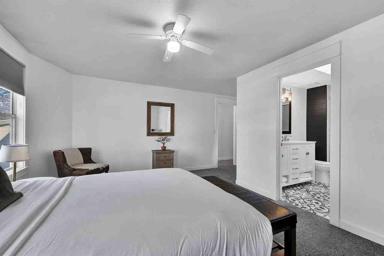 6974 W Irving Ln #1566443P - Photo 6 of 27