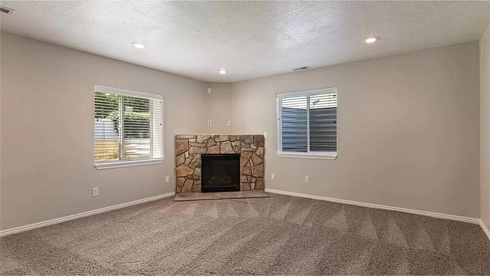 848 S Apple Grove Ln - Photo 5 of 6