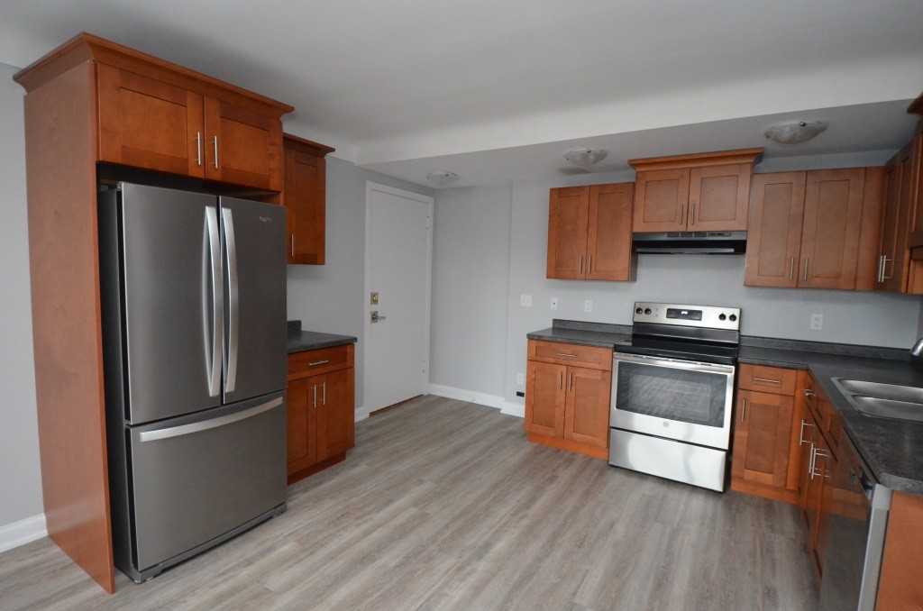 223 Ontario Street #14 - Photo 3 of 12