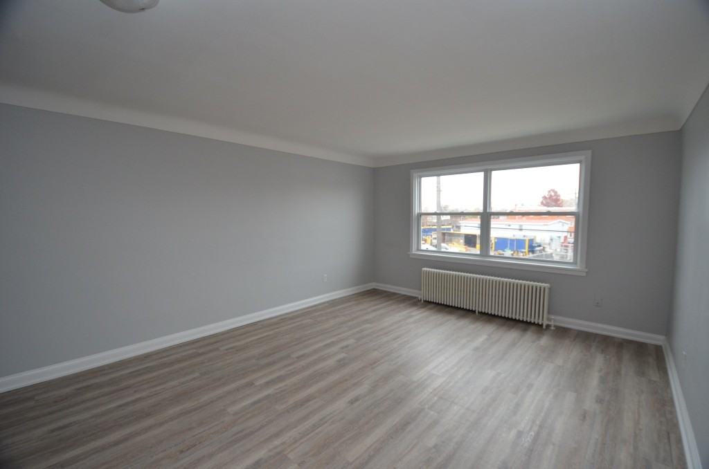 223 Ontario Street #14 - Photo 4 of 12