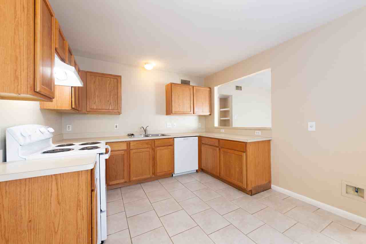 7300 Twin Crest Dr #201 - Photo 2 of 26