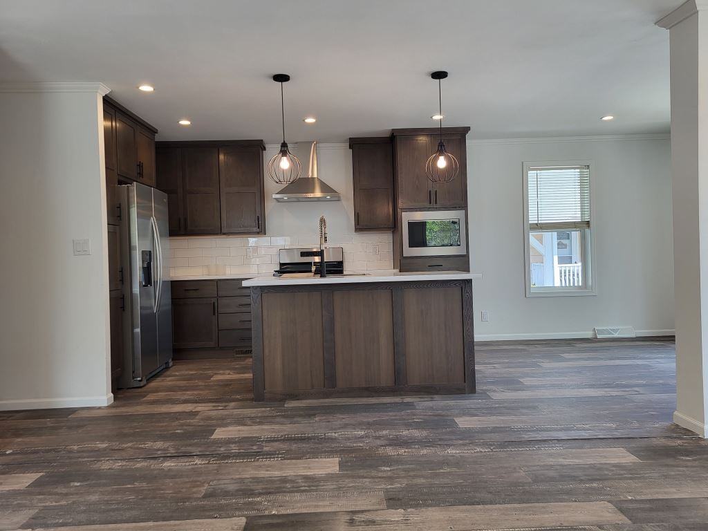 1116 Candlewood Rd - Photo 2 of 37