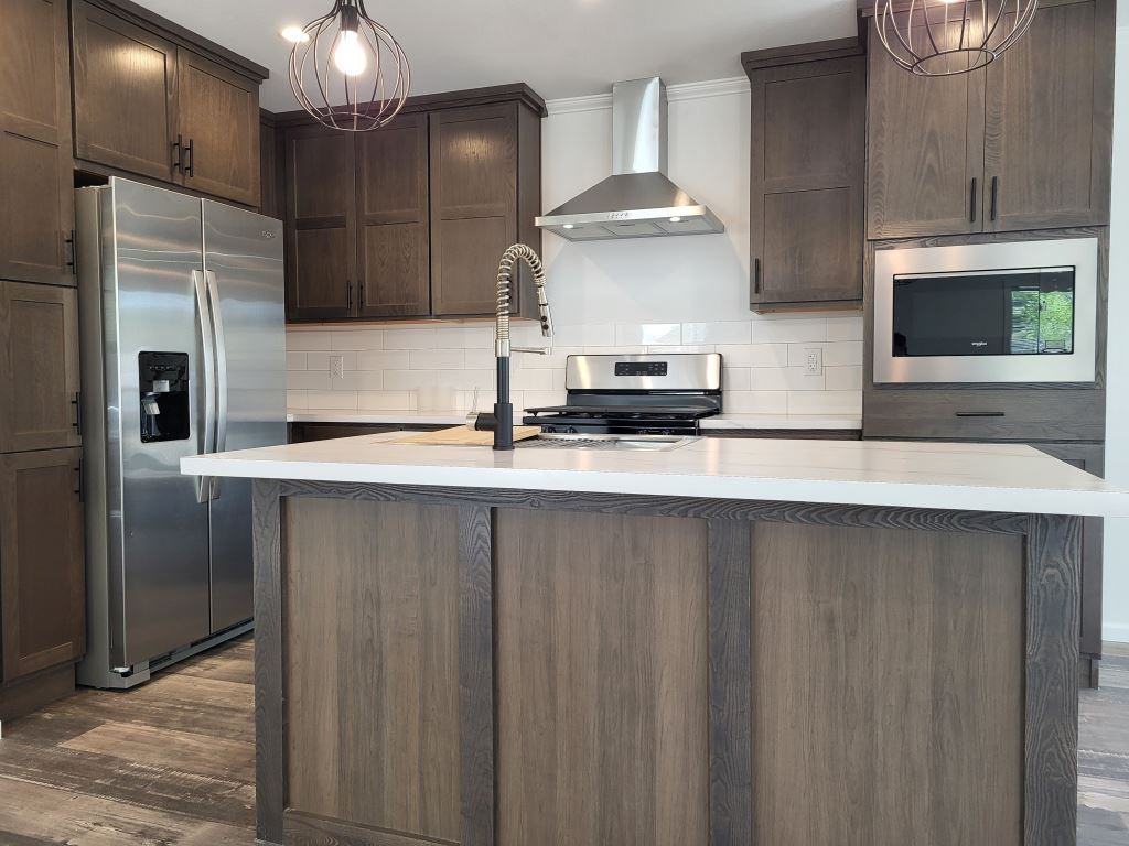 1116 Candlewood Rd - Photo 5 of 37