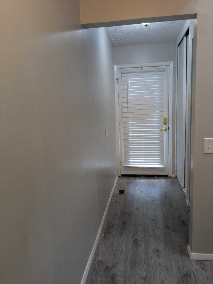 8064 Steven David Drive - Photo 4 of 19