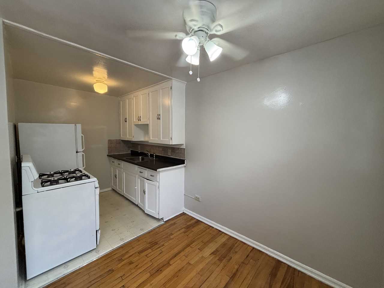 1160 N Colorado Blvd #35 - Photo 5 of 12