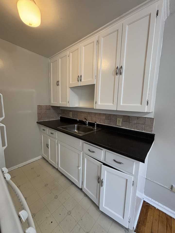 1160 N Colorado Blvd #35 - Photo 7 of 12