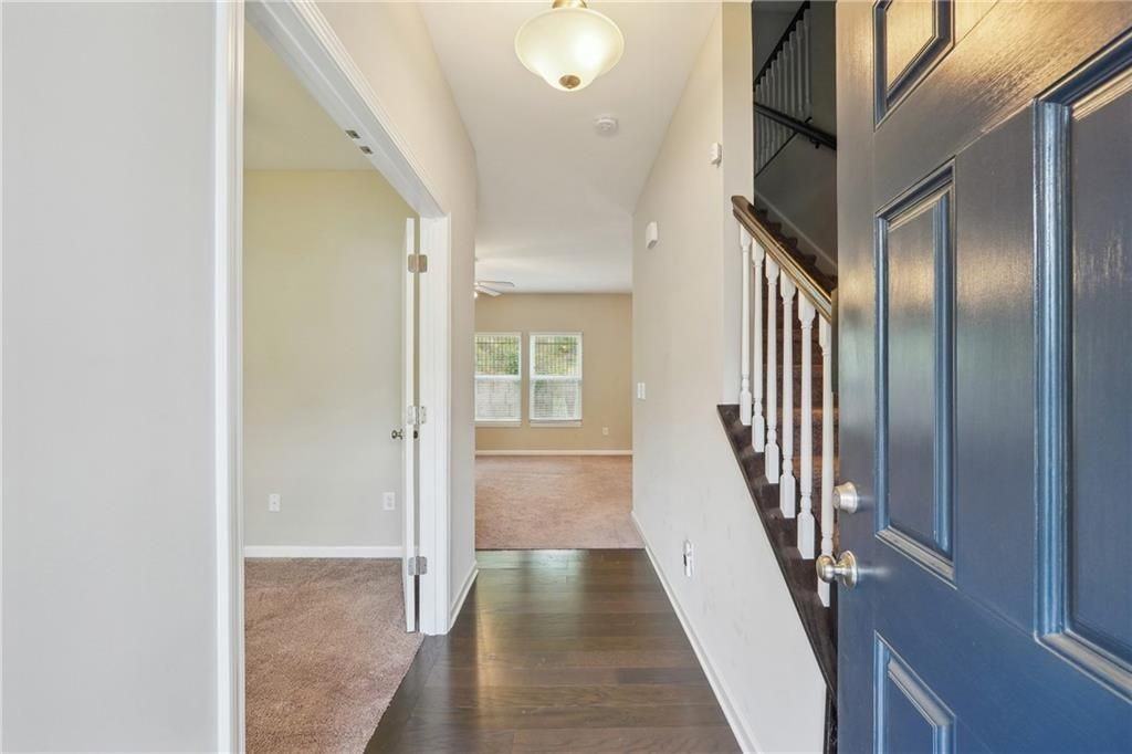4981 Bramblewood Cir - Photo 2 of 43
