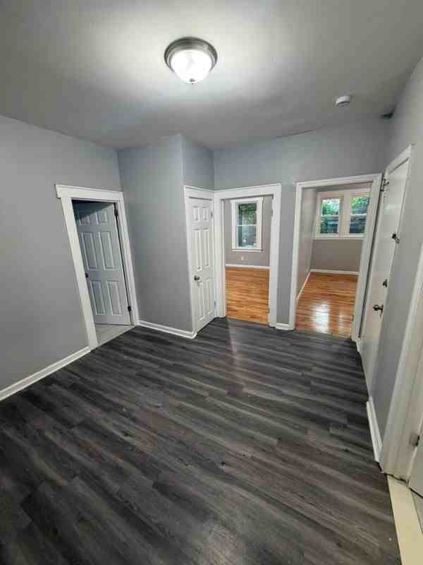 17 Poe Ave - Photo 3 of 12