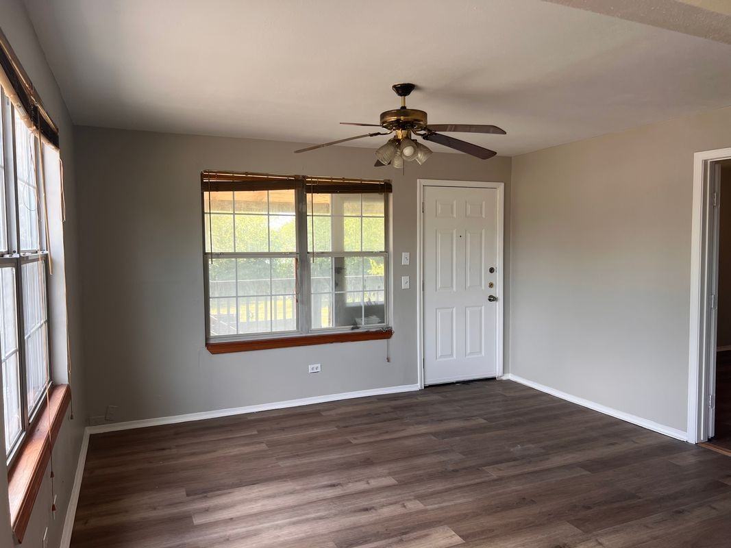 134 Cheyenne Ave ##2 - Photo 2 of 18