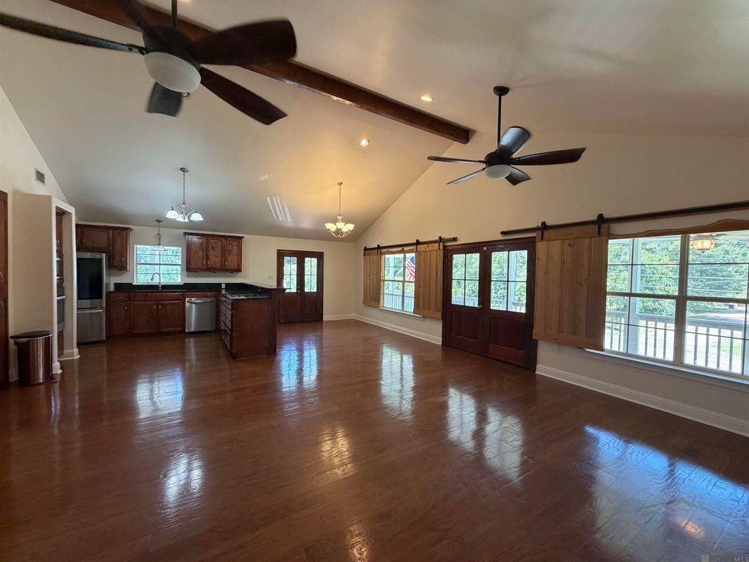336 N River Rd - Photo 4 of 27