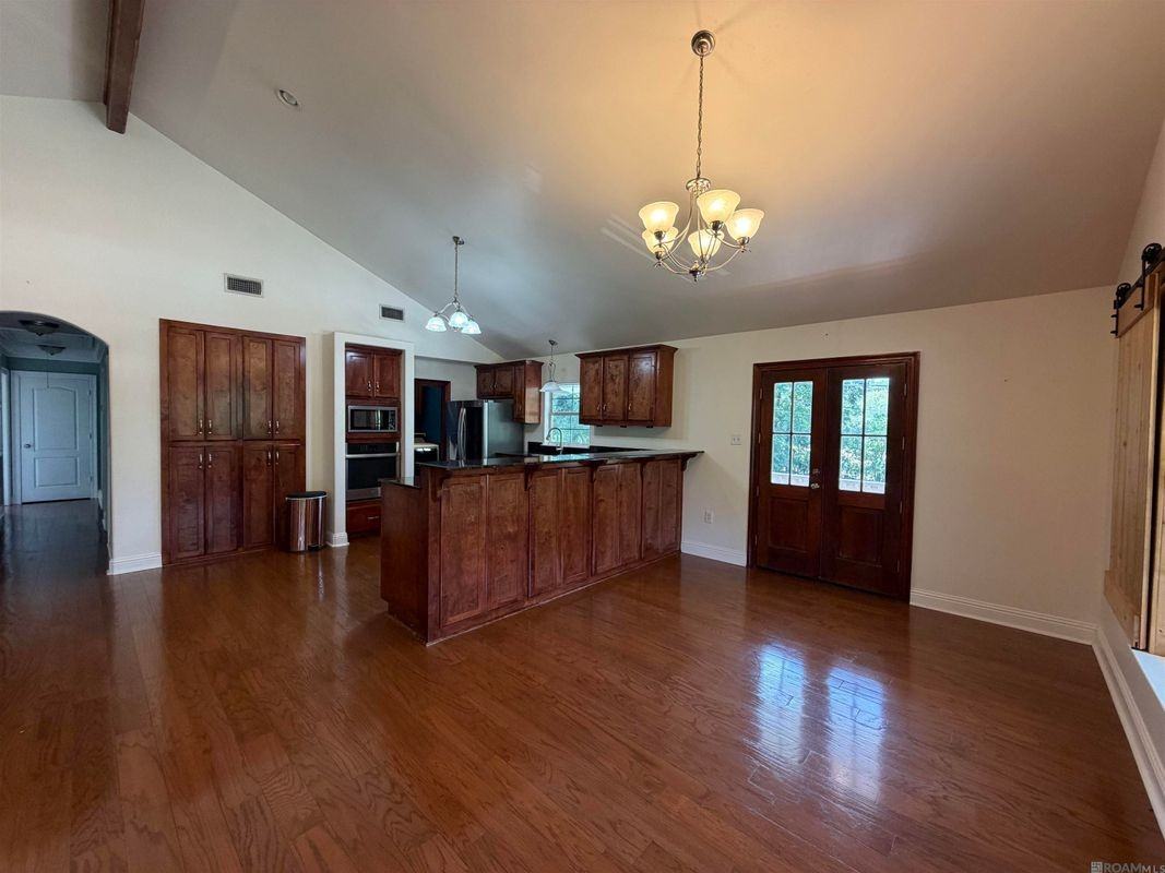 336 N River Rd - Photo 5 of 27