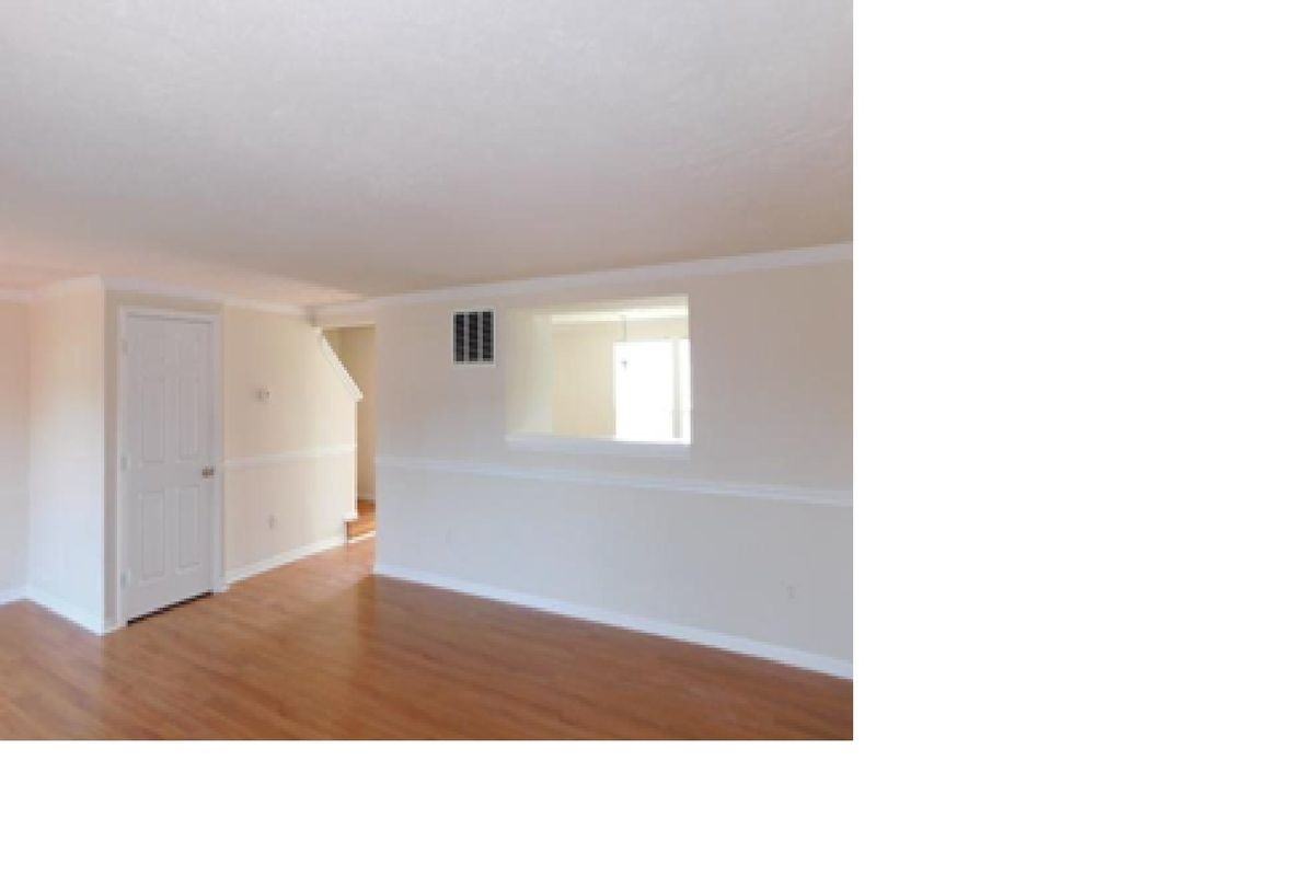 16837 Toms River Loop - Photo 2 of 3