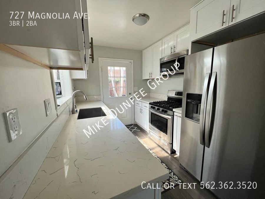 727 Magnolia Ave - Photo 5 of 29