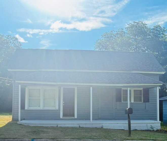 733 Wilson Rd - Photo 5 of 20