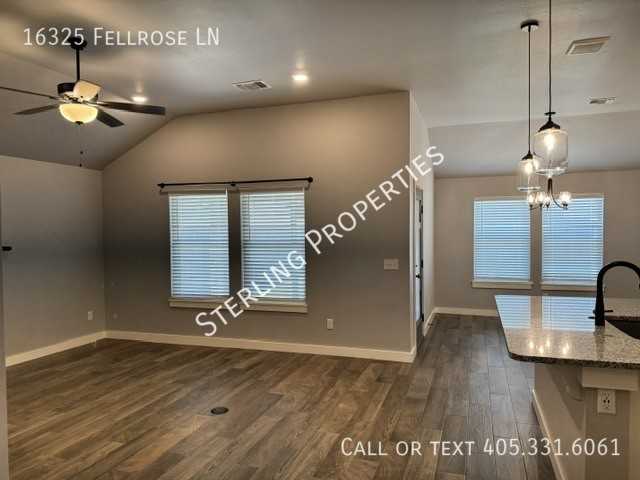 16325 Fellrose Ln - Photo 4 of 41