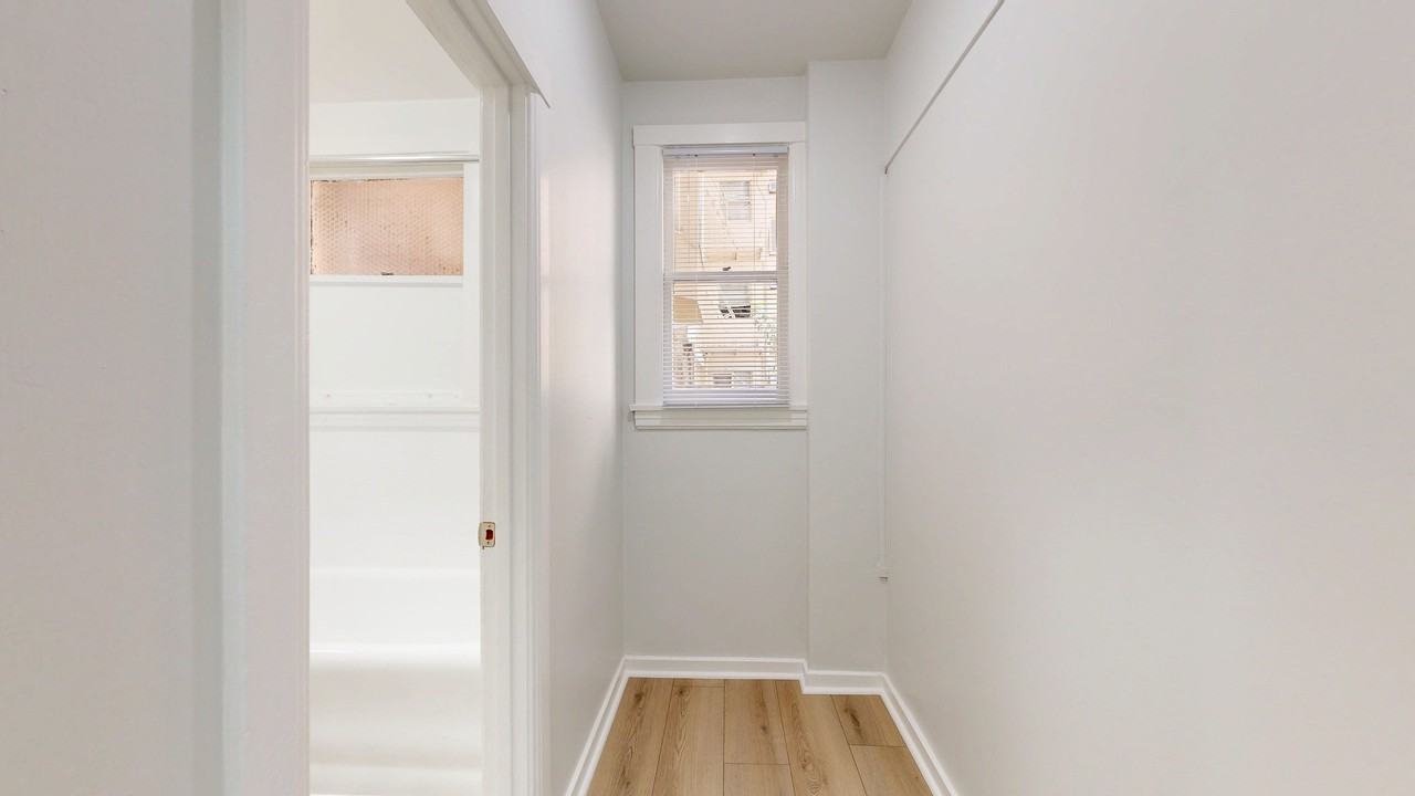 507 Taylor St #107 - Photo 6 of 10