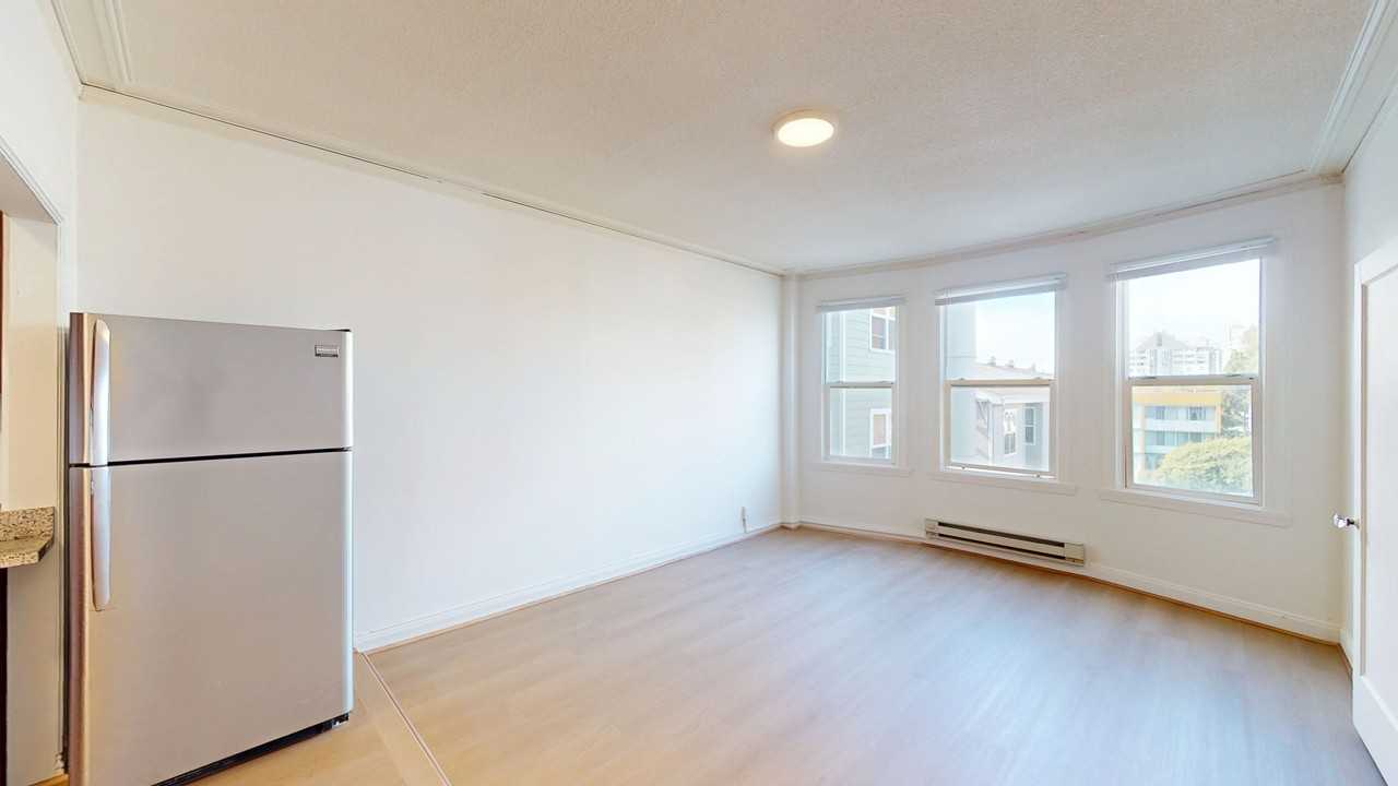 922 Fulton St #406 - Photo 6 of 10