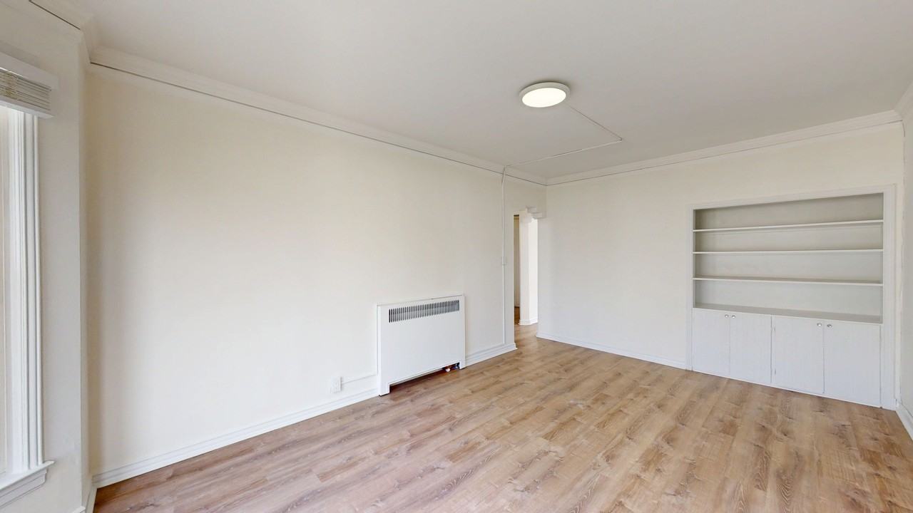 2425 Buchanan St #302 - Photo 7 of 15