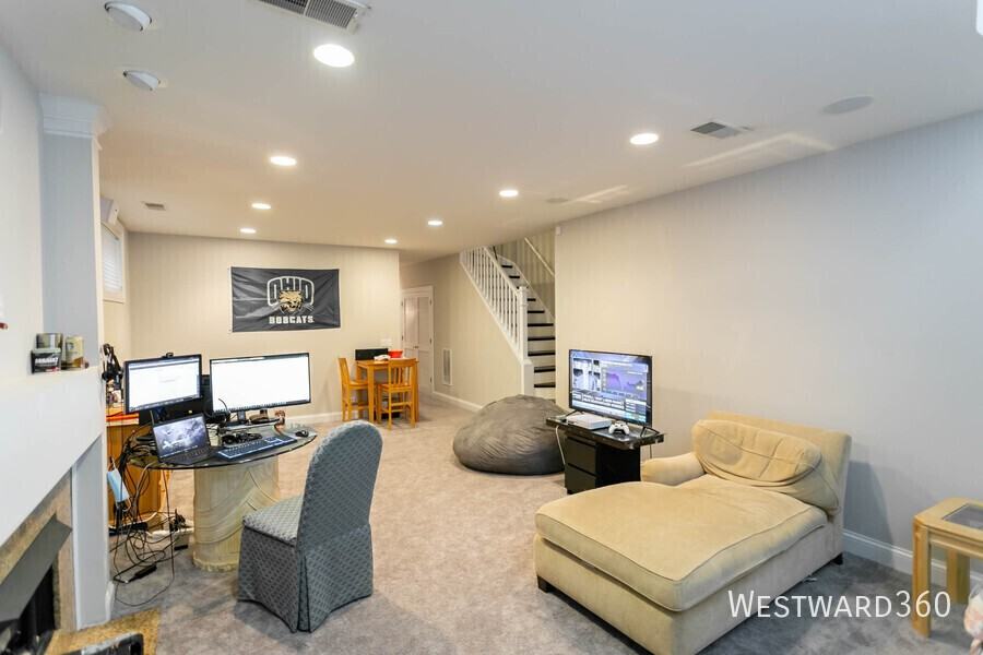 3231 N Clifton Ave #1N - Photo 5 of 14